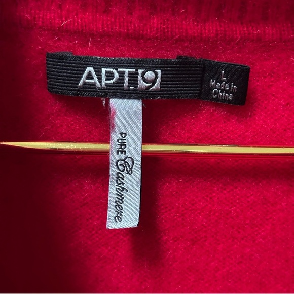 Red Cashmere Sweater Turtleneck / Mockneck vtg - Picture 3 of 5